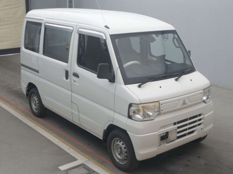 2013 Mitsubishi Minicab Van U62V[2]