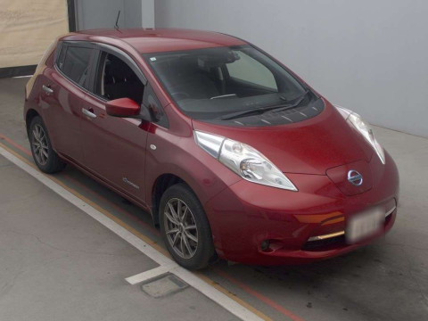 2016 Nissan Leaf AZE0[2]