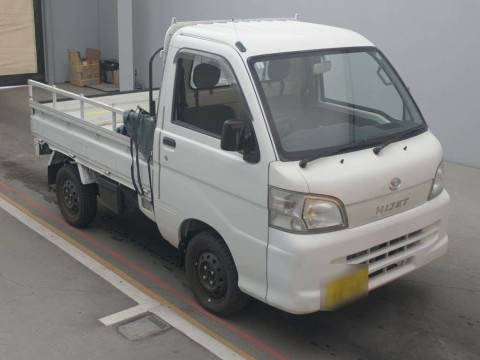 2011 Daihatsu Hijet Truck S201P[2]