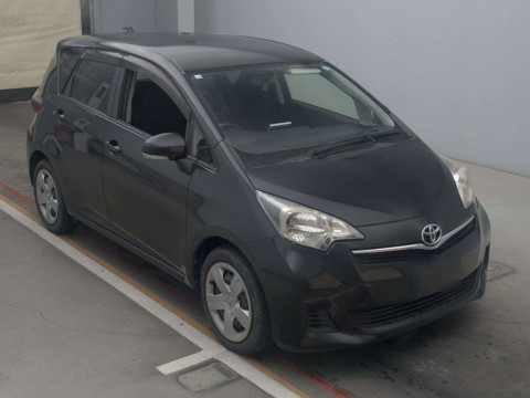 2012 Toyota Ractis NCP120[2]