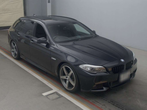 2011 BMW 5 Series MT25[2]