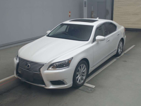 2016 Lexus LS USF40[0]