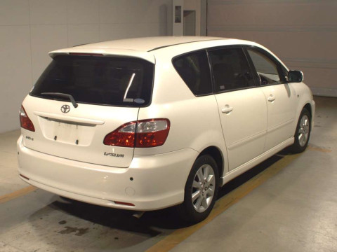 2004 Toyota Ipsum ACM21W[1]