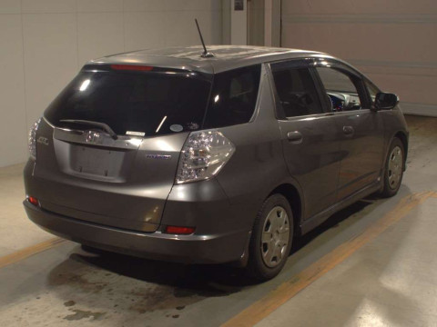 2012 Honda Fit Shuttle Hybrid GP2[1]