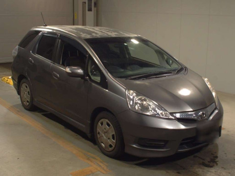 2012 Honda Fit Shuttle Hybrid GP2[2]