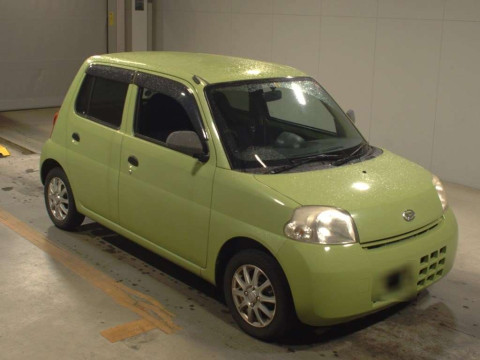 2010 Daihatsu Esse L235S[2]