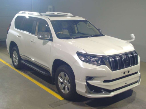 2021 Toyota Land Cruiser Prado GDJ150W[2]