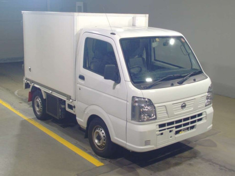 2018 Nissan NT100 Clipper DR16T[2]