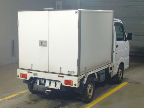 2016 Suzuki Carry Truck DA16T[1]