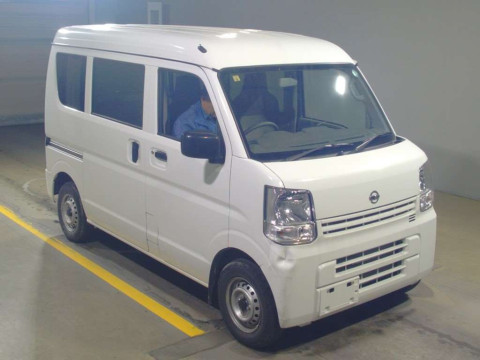 2023 Nissan NV100 Clipper DR17V[2]