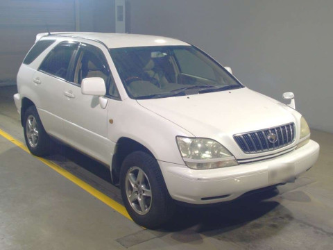 2002 Toyota Harrier ACU10W[2]