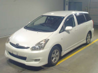 2005 Toyota Wish