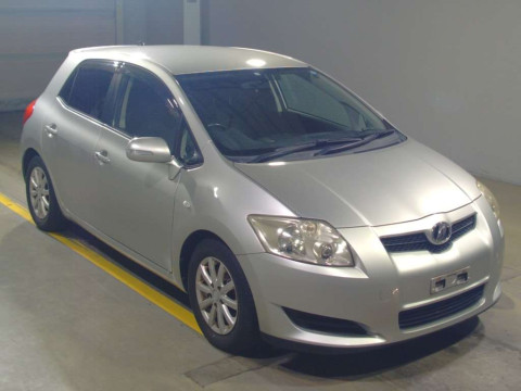 2009 Toyota Auris NZE151H[2]