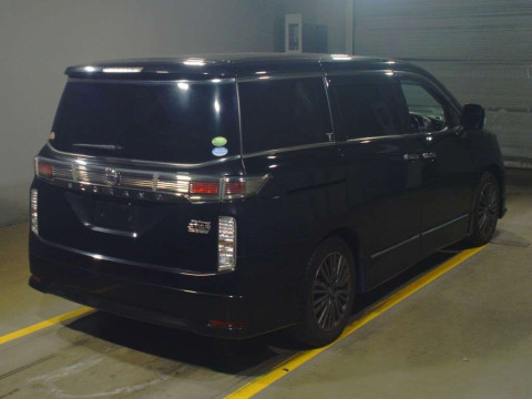 2018 Nissan Elgrand TE52[1]