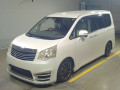 2012 Toyota Noah