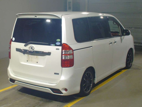 2012 Toyota Noah ZRR70G[1]