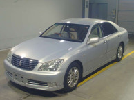 2004 Toyota Crown