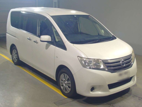 2012 Nissan Serena C26[2]