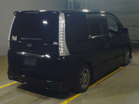 2008 Nissan Serena C25[1]