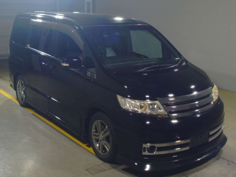 2008 Nissan Serena C25[2]