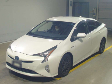 2017 Toyota Prius ZVW50[0]