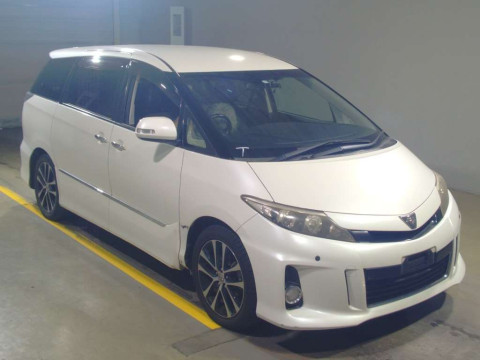 2013 Toyota Estima ACR50W[2]