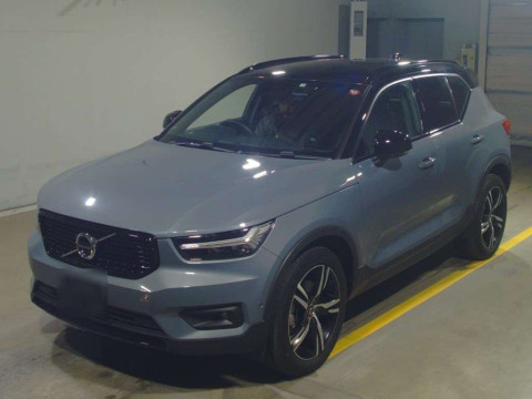 2021 Volvo XC40 XB420TXCM[0]