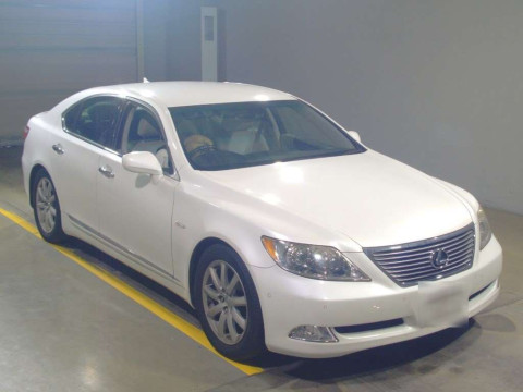 2007 Lexus LS USF40[2]