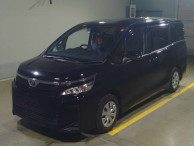 2019 Toyota Voxy