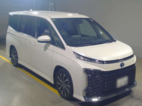 2024 Toyota Voxy ZWR90W[1]