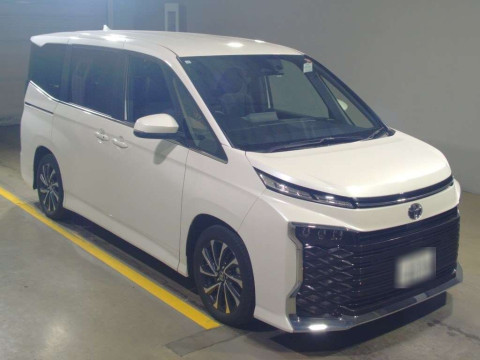 2024 Toyota Voxy MZRA90W[1]