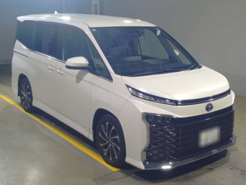 2024 Toyota Voxy MZRA90W[1]