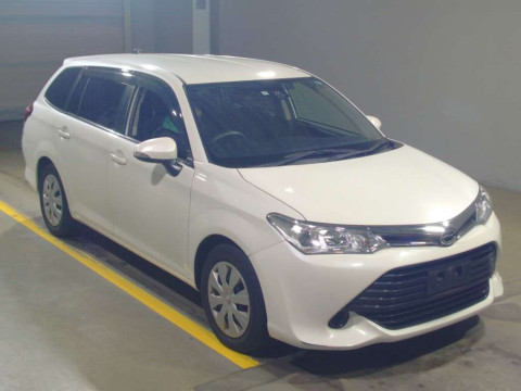 2015 Toyota Corolla Fielder NRE161G[2]