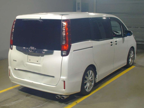 2018 Nissan Serena HC27[1]