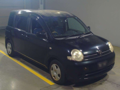 2005 Toyota Sienta NCP81G[1]