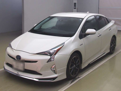 2016 Toyota Prius ZVW51[0]