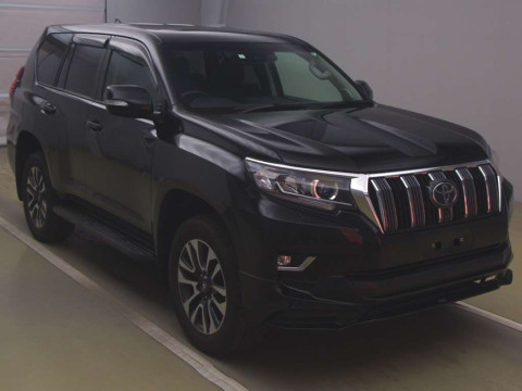 2023 Toyota Land Cruiser Prado TRJ150W[1]