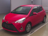 2017 Toyota Vitz