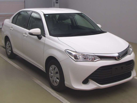 2015 Toyota Corolla Axio NRE160[1]