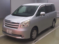 2009 Toyota Noah