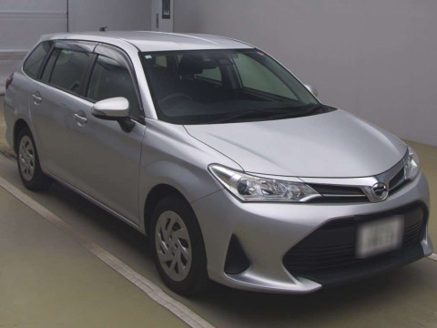 2018 Toyota Corolla Fielder NRE161G[1]