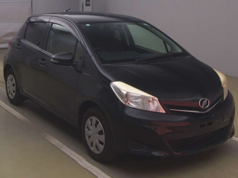 2011 Toyota Vitz NSP130[1]