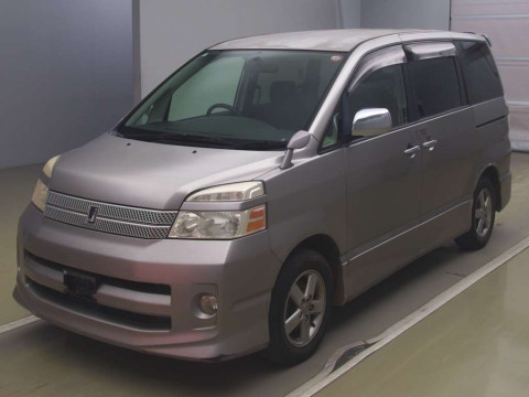 2006 Toyota Voxy AZR60G[0]