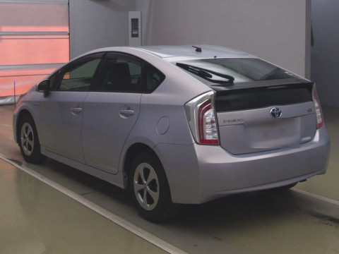 2014 Toyota Prius ZVW30[2]