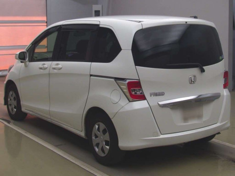 2015 Honda Freed GB3[2]