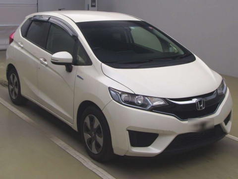 2015 Honda Fit Hybrid GP5[1]