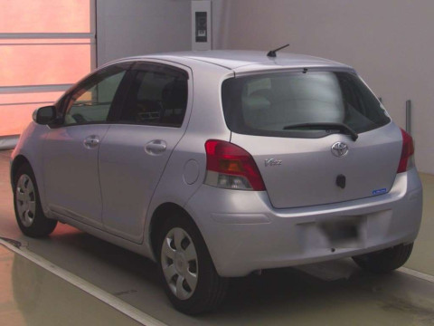 2008 Toyota Vitz SCP90[2]