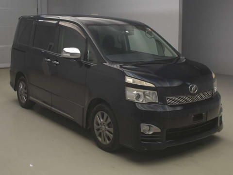 2012 Toyota Voxy ZRR70W[2]