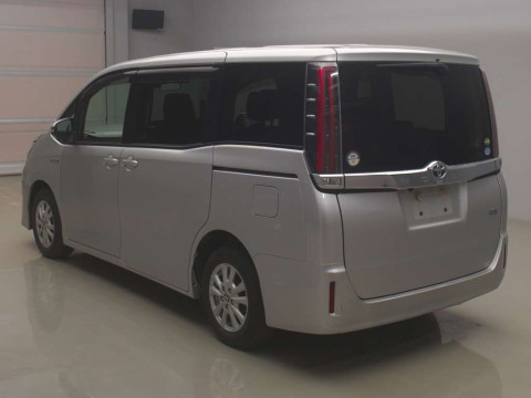 2019 Toyota Noah ZWR80G[2]