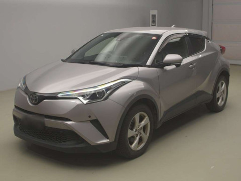 2018 Toyota C-HR NGX50[0]